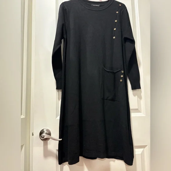 Elegant Black Button-Detail Sweater Dress - Picture 2 of 6